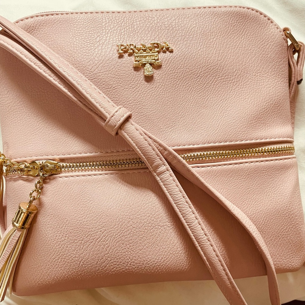 Pink Crossbody Prada purse excellent condition